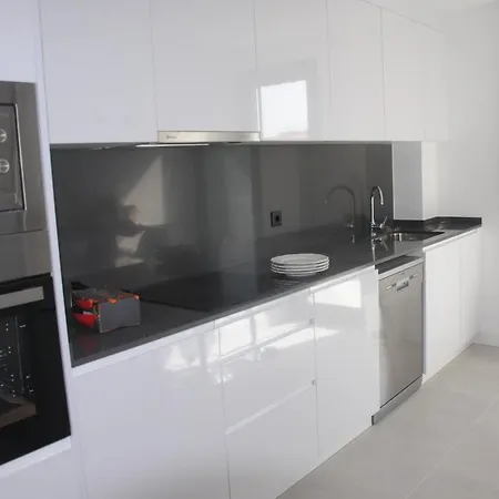 Avintia Bajo B Apartmán *