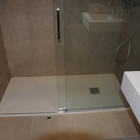 Avintia Bajo B Apartmán *