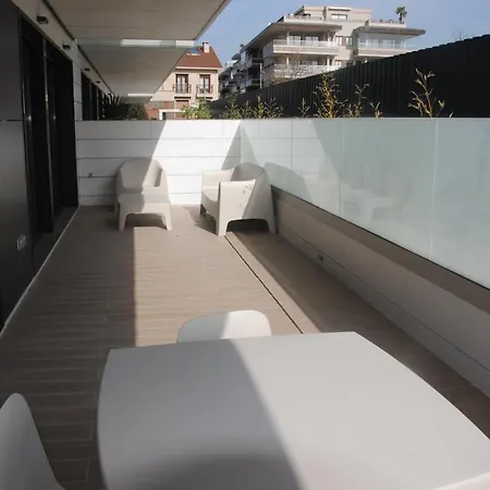 Avintia Bajo B Apartmán *